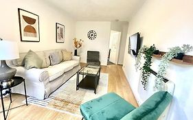 3 Bedroom Luxury House For Six